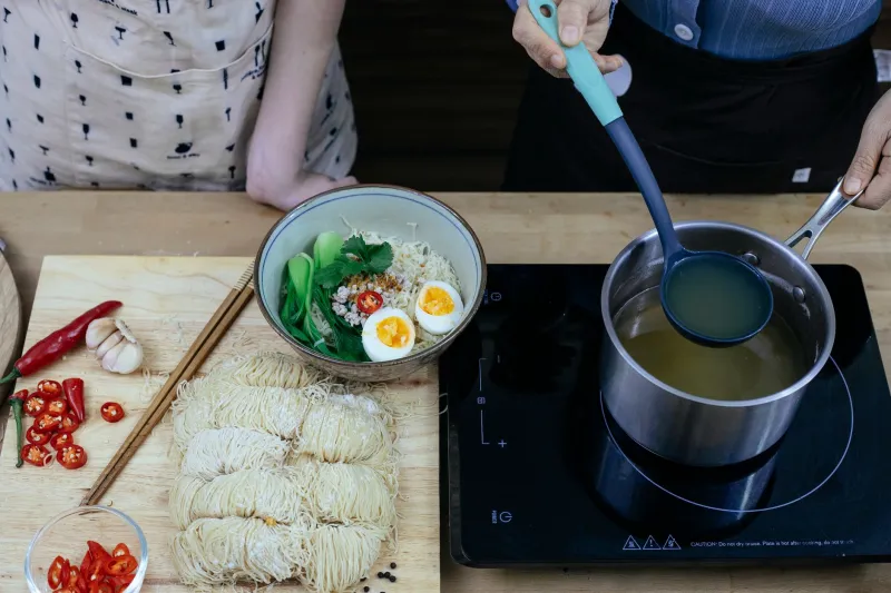The Shortcut That Doesn't Cheat: How Frozen Artisan Broths Are Changing the Home Ramen Game